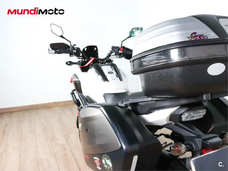 Honda NC750S - Vista 9