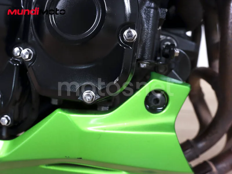 Kawasaki Z900 - Vista 17