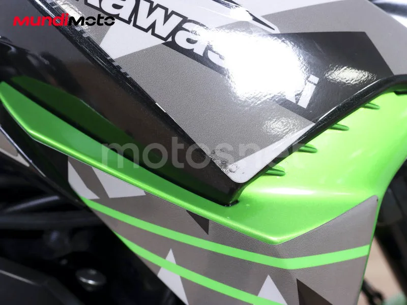 Kawasaki Z900 - Vista 19