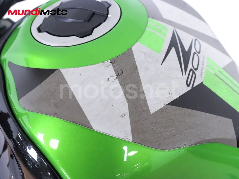 Kawasaki Z900 - Vista 24