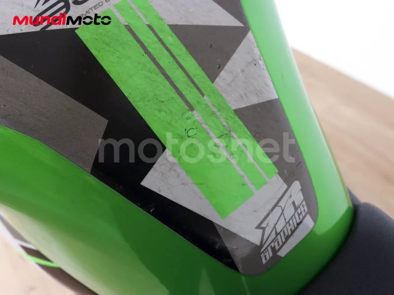 Kawasaki Z900 - Vista 25