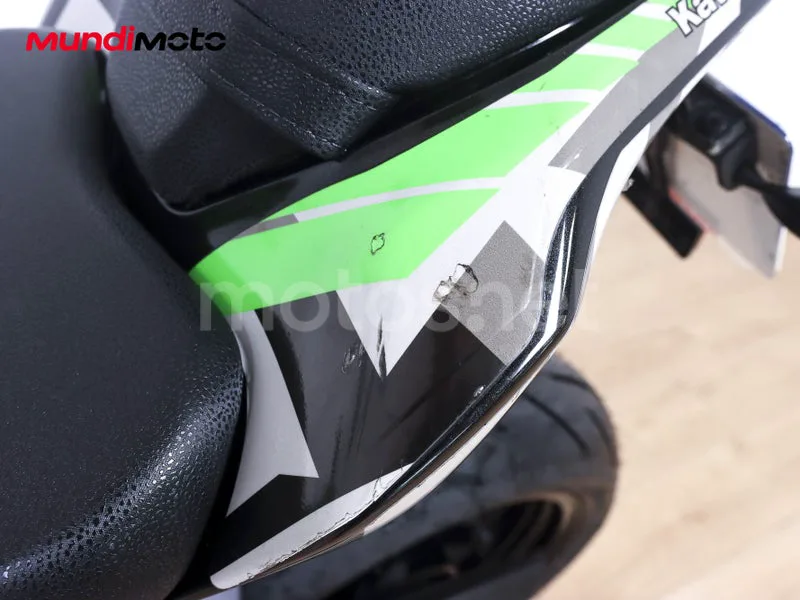 Kawasaki Z900 - Vista 26