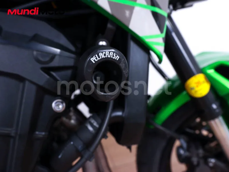 Kawasaki Z900 - Vista 28