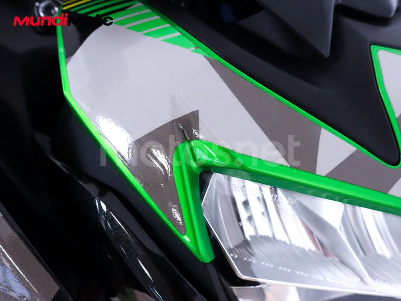 Kawasaki Z900 - Vista 31