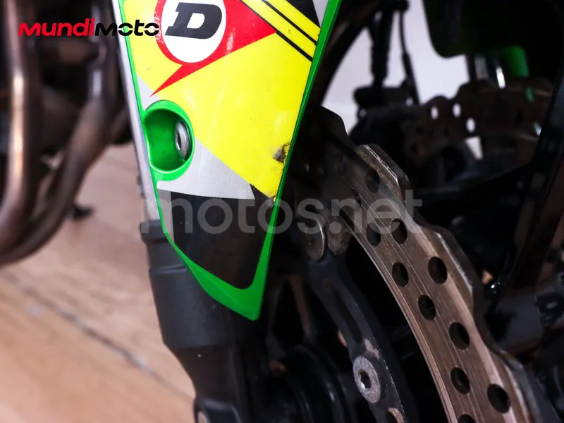 Kawasaki Z900 - Vista 32
