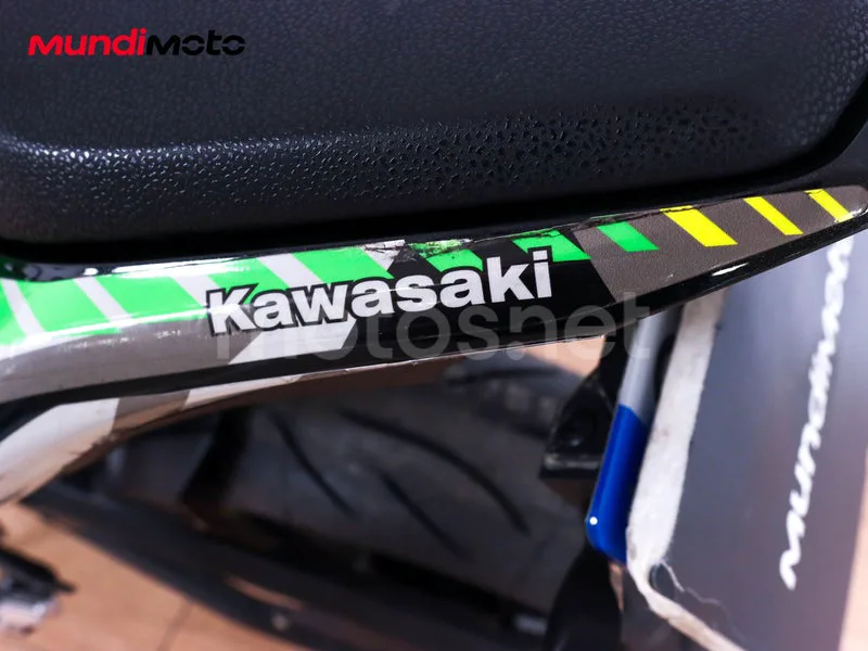 Kawasaki Z900 - Vista 63