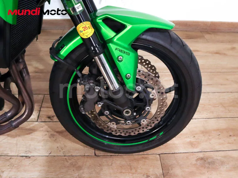 Kawasaki Z900 - Vista 89