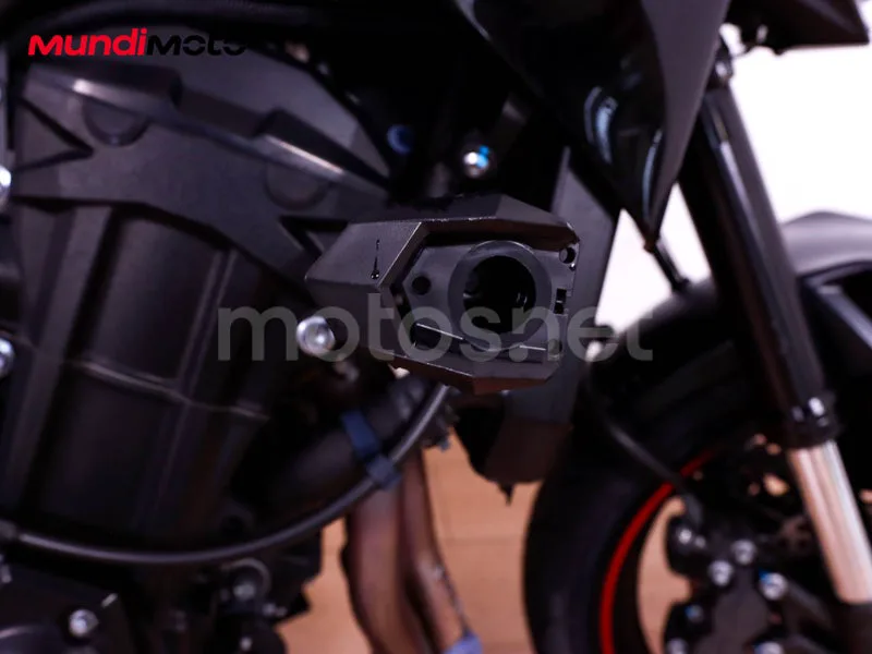 Kawasaki Z900 - Vista 13