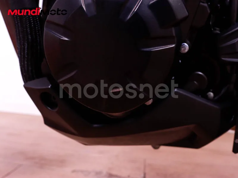 Kawasaki Z900 - Vista 17