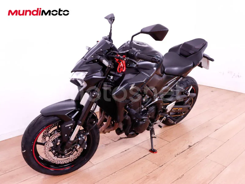 Kawasaki Z900 - Vista 7
