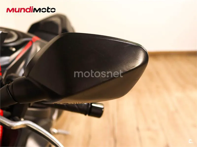 Honda CBR500R - Vista 16