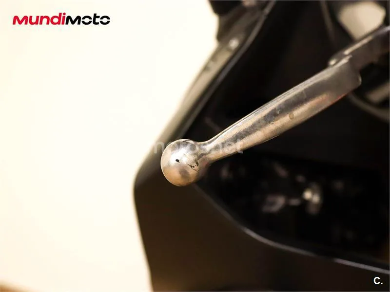 Honda CBR500R - Vista 18