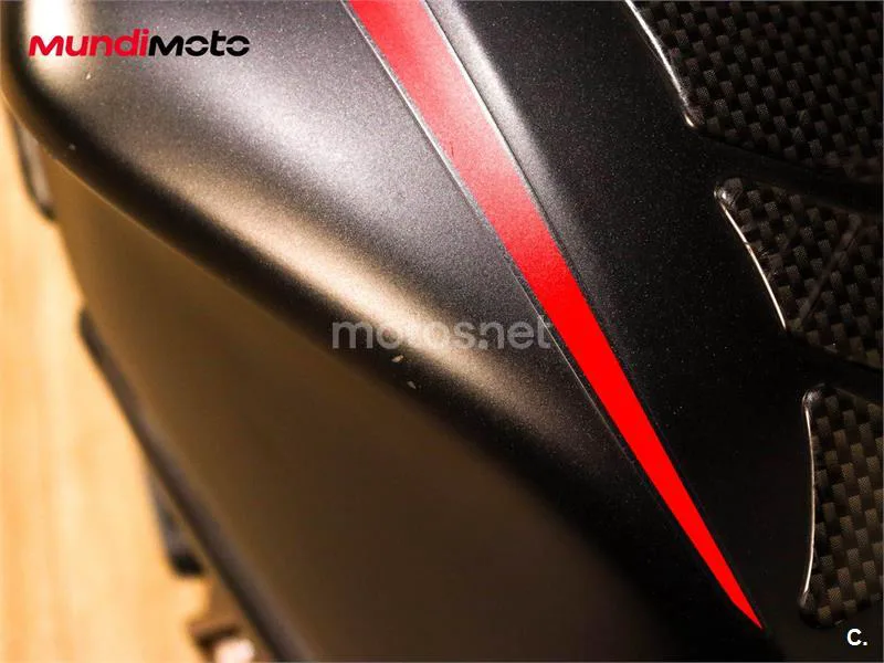 Honda CBR500R - Vista 24