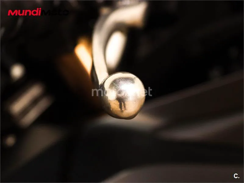 Honda CBR500R - Vista 25