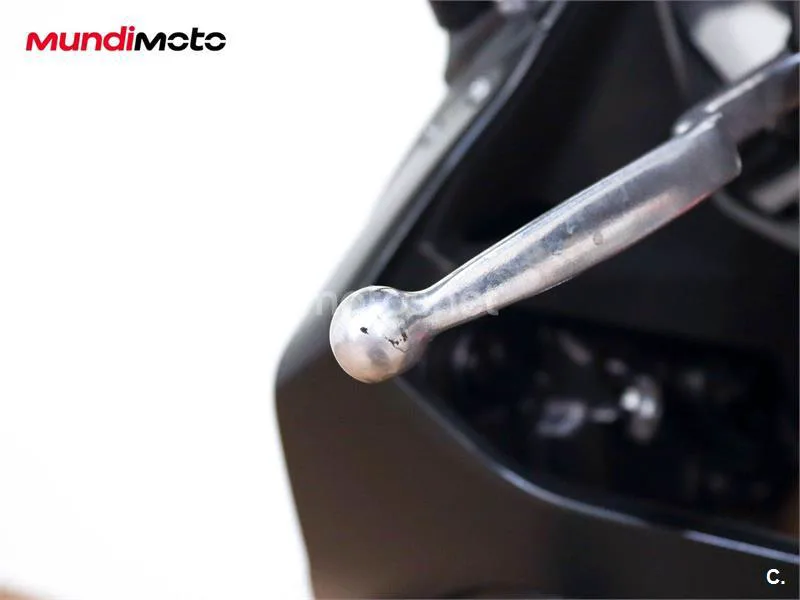 Honda CBR500R - Vista 39