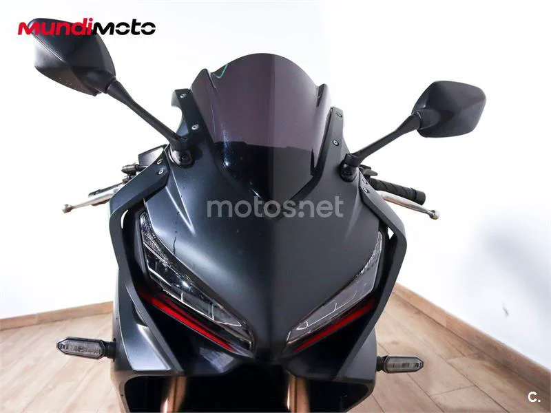 Honda CBR500R - Vista 5