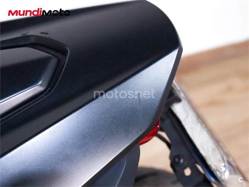 Honda CBR500R - Vista 43