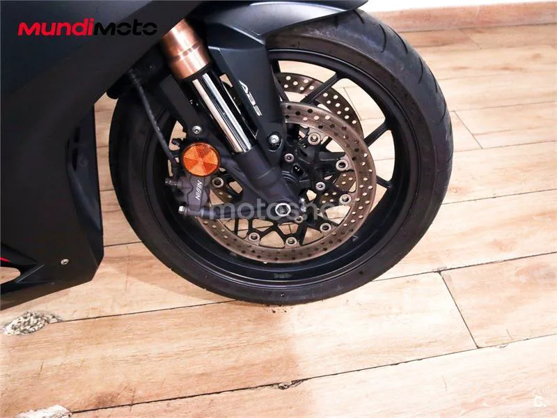 Honda CBR500R - Vista 59