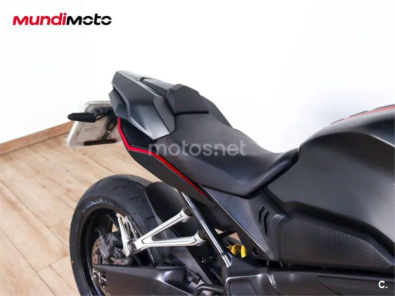 Honda CBR500R - Vista 60