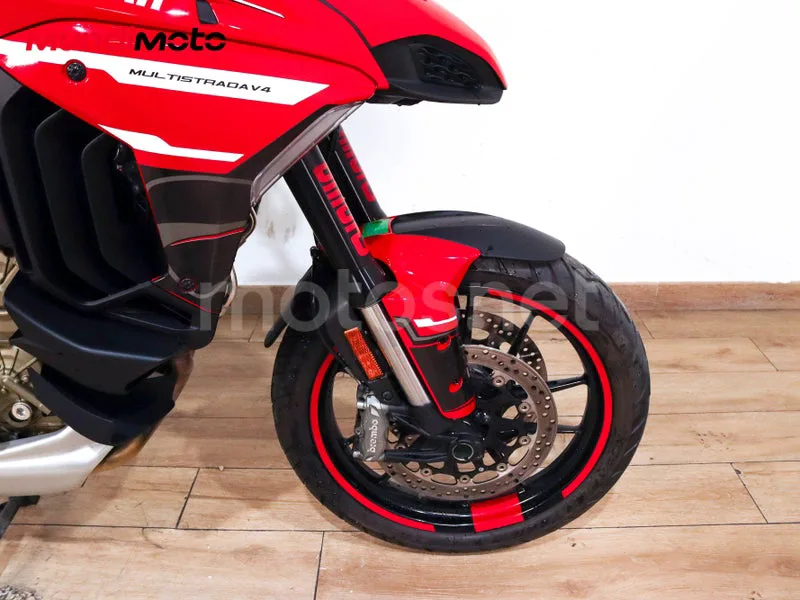 Ducati Multistrada V4 - Vista 18