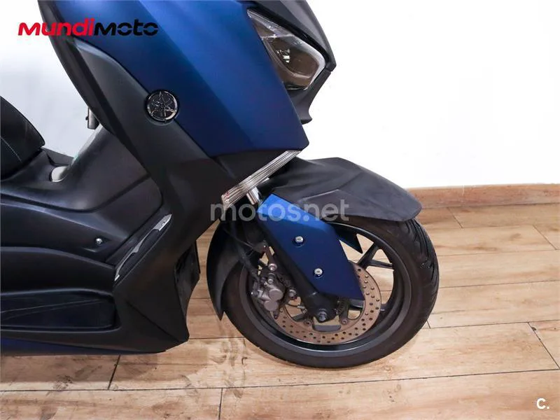 Yamaha XMAX 300 - Vista 30