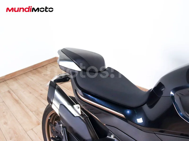 CFMOTO 800NK Advanced - Vista 18