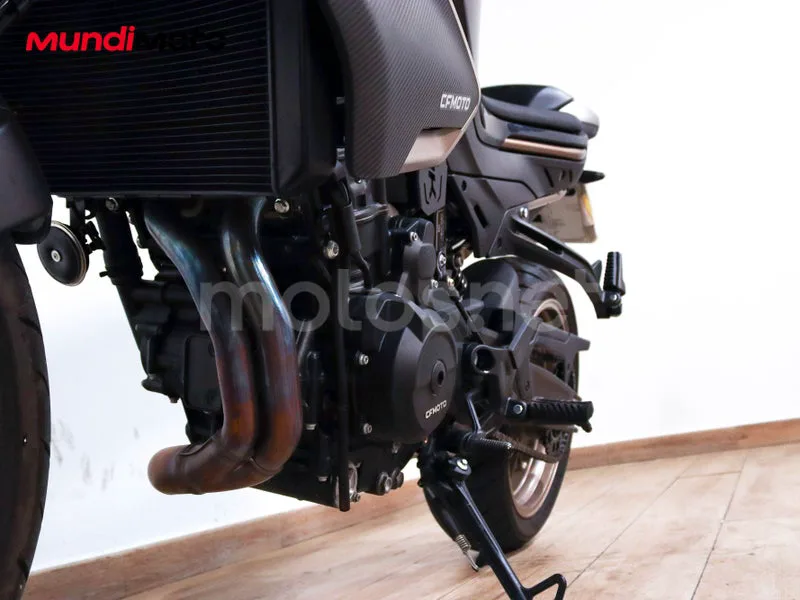 CFMOTO 800NK Advanced - Vista 10