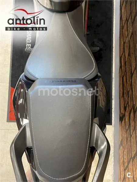 Benelli BN 125 - Vista 16