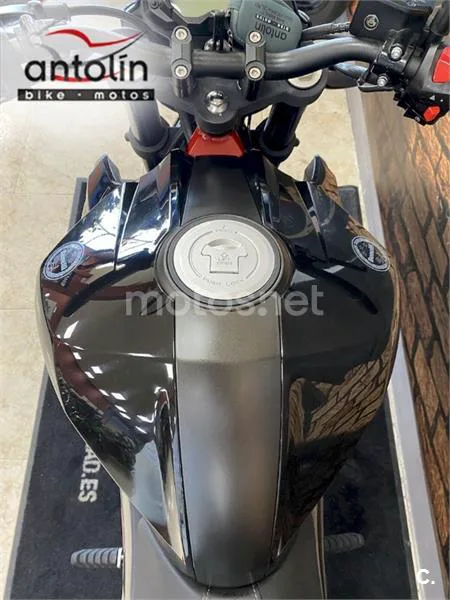 Benelli BN 125 - Vista 17