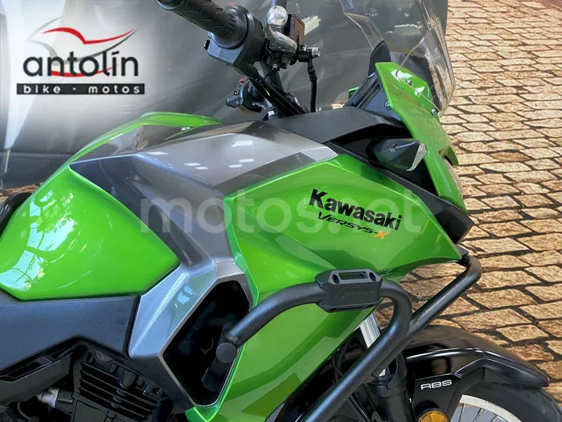 Kawasaki Versys-X 300 - Vista 5