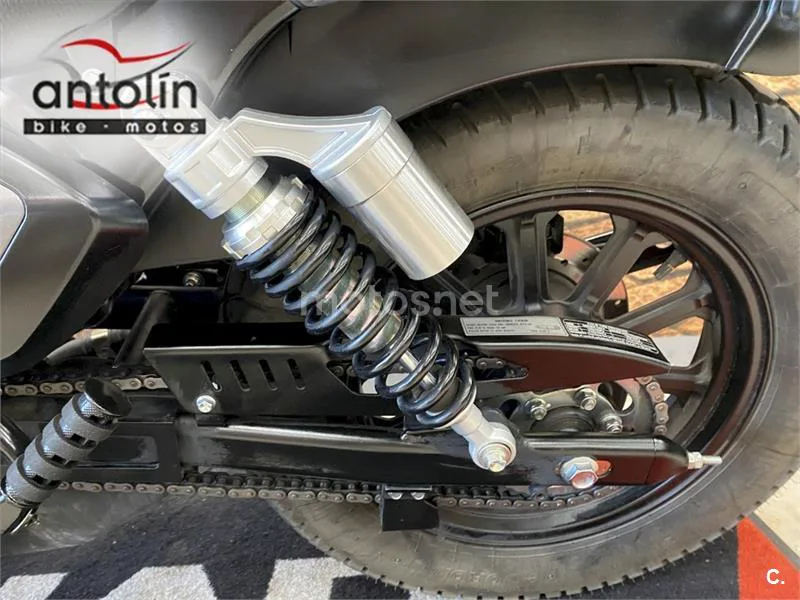 Keeway K-Light 125 - Vista 19