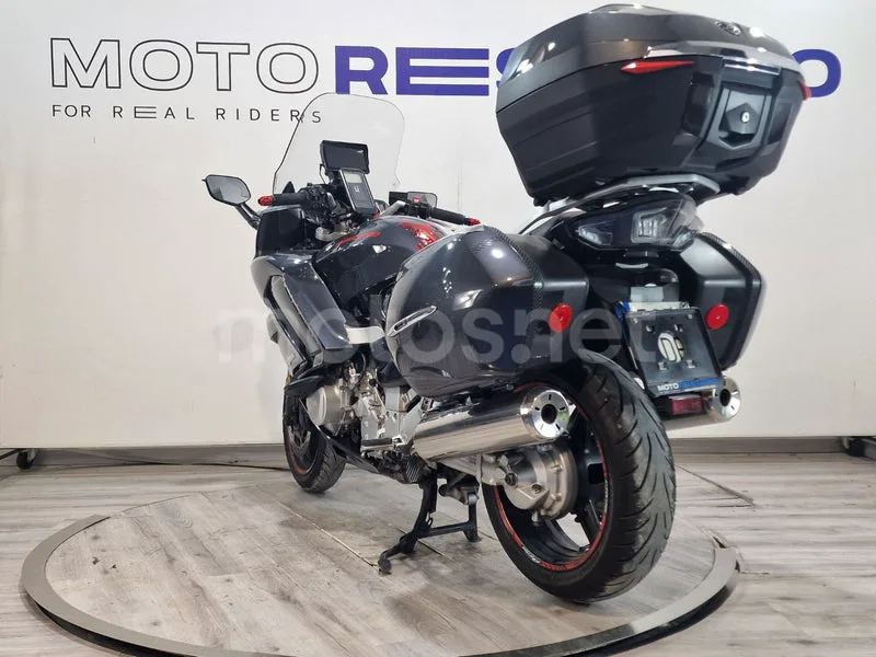 Yamaha FJR1300 - Vista 3