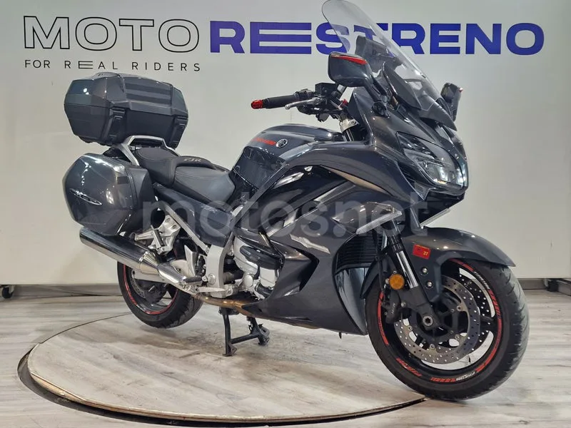 Yamaha FJR1300 - Vista 5