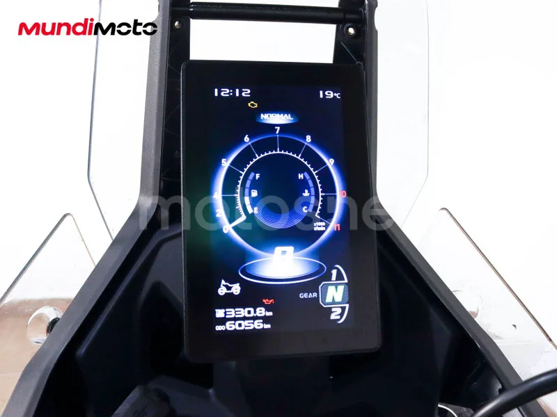 Voge DS800 Rally - Vista 12
