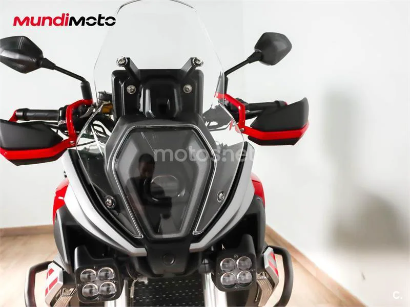QJ Motor SRT 700 X - Vista 5