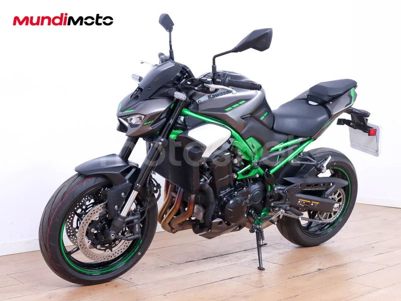 Kawasaki Z900 - Vista 7