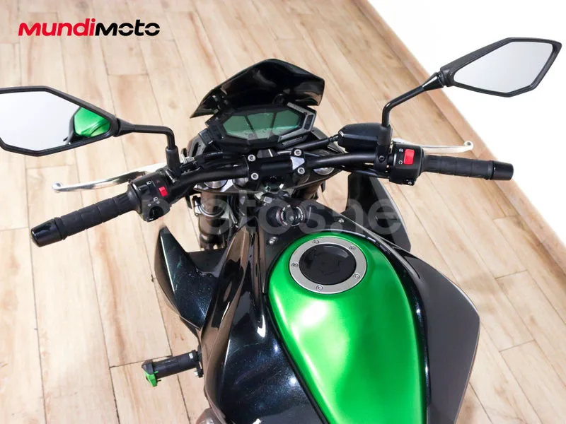 Kawasaki Z800 - Vista 11