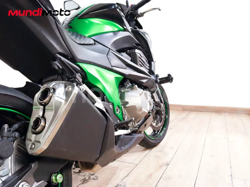 Kawasaki Z800 - Vista 4