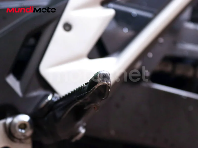 Kawasaki Z800 - Vista 32