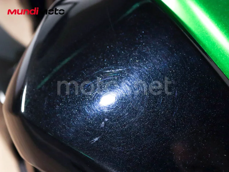 Kawasaki Z800 - Vista 34