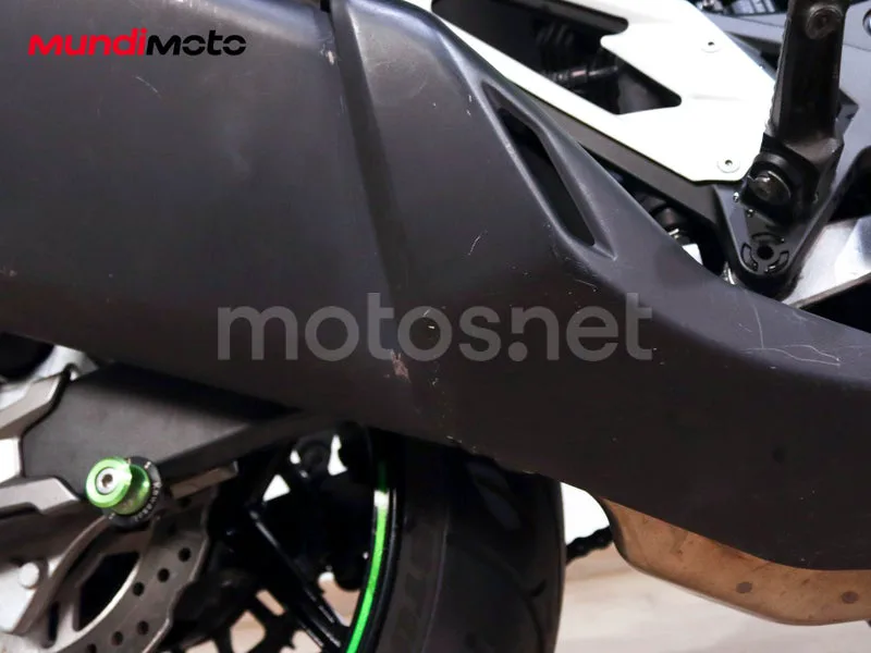 Kawasaki Z800 - Vista 44