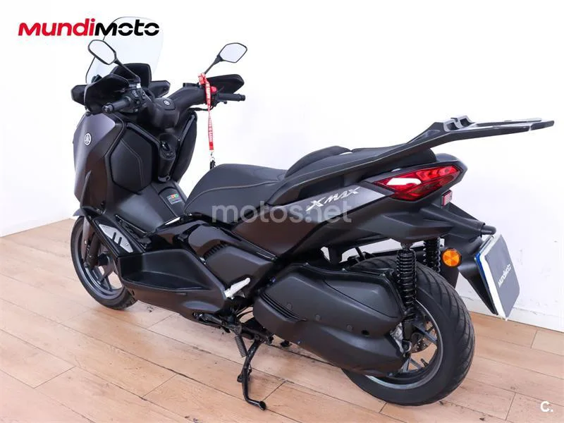 Yamaha XMAX 300 - Vista 8