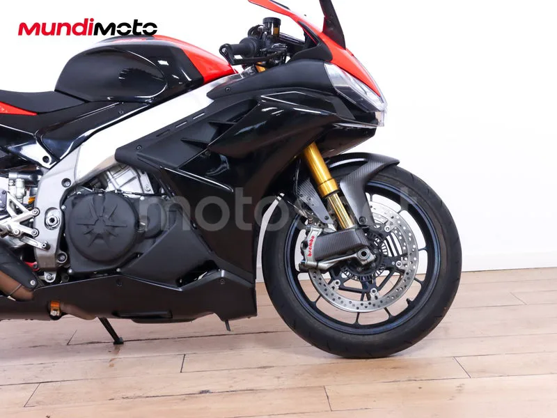 Aprilia RSV4 - Vista 5
