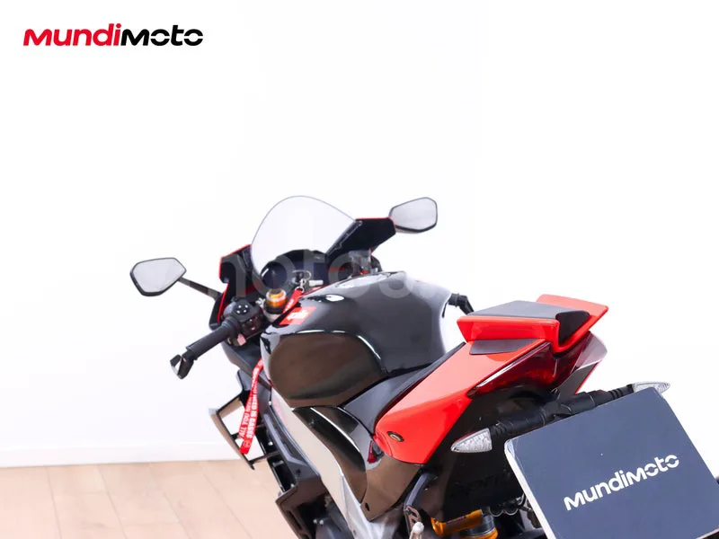 Aprilia RSV4 - Vista 10