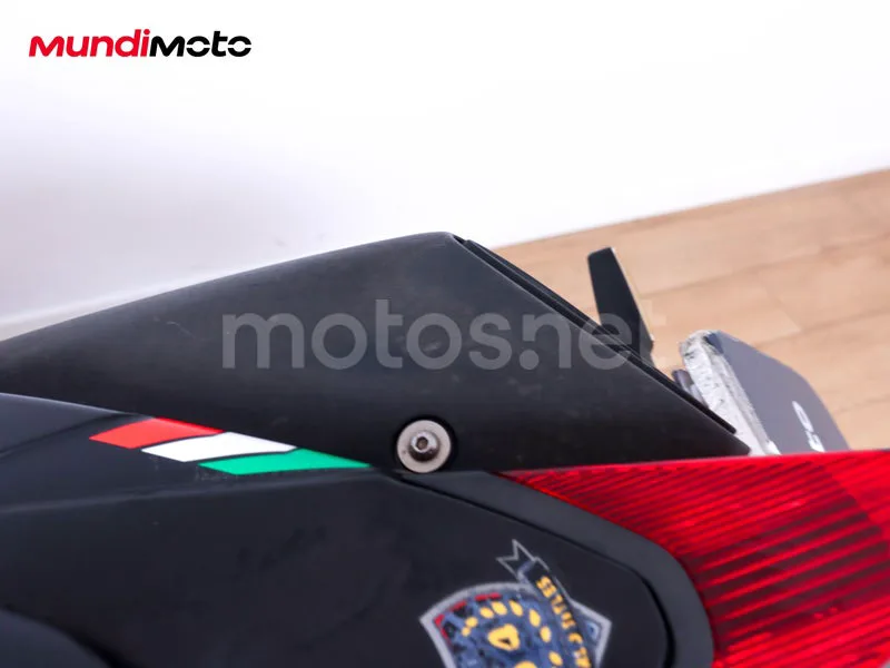 Aprilia Dorsoduro 900 - Vista 25