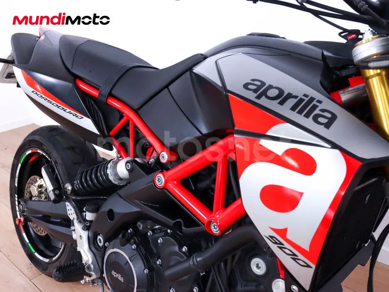 Aprilia Dorsoduro 900 - Vista 38