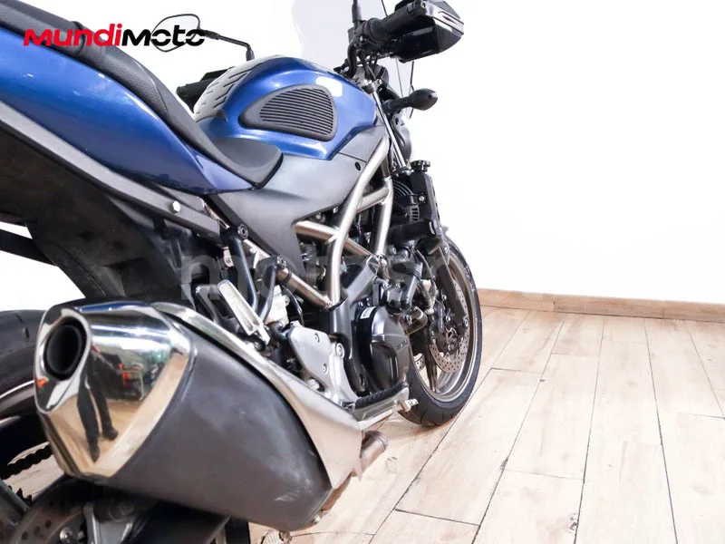 Suzuki SV650 - Vista 4