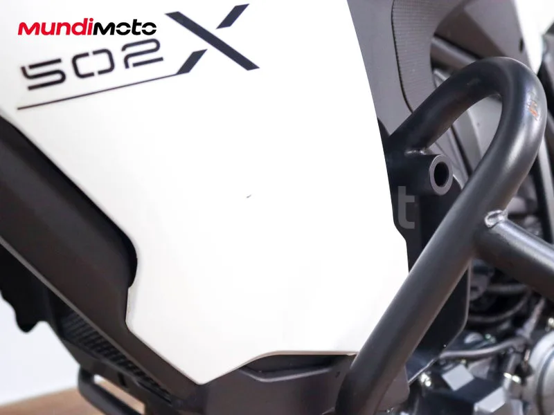 Benelli TRK 502 - Vista 29