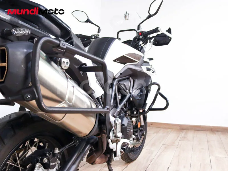 Benelli TRK 502 - Vista 4