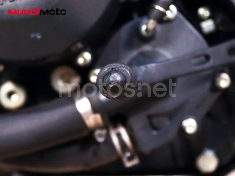 Benelli TRK 502 - Vista 41